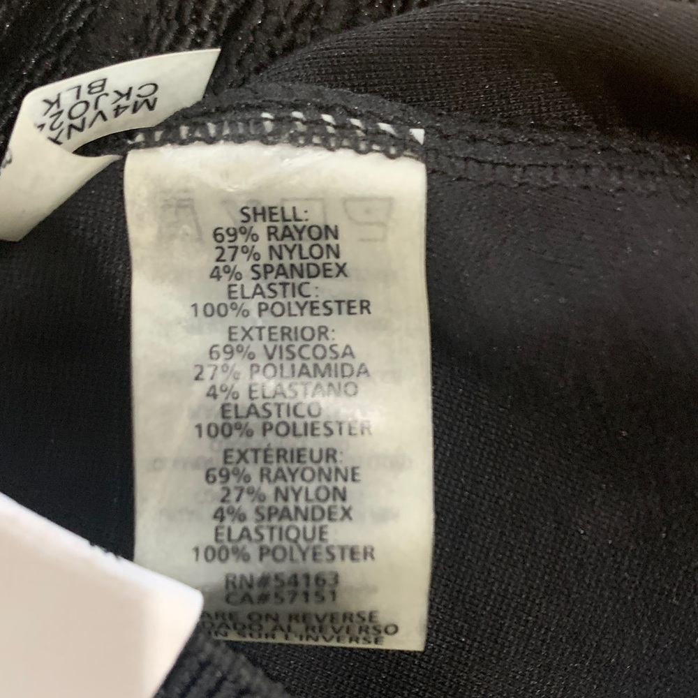 Calvin Klein Black
Pencil Skirt NWT  Sizes Medium - Picture 5 of 6